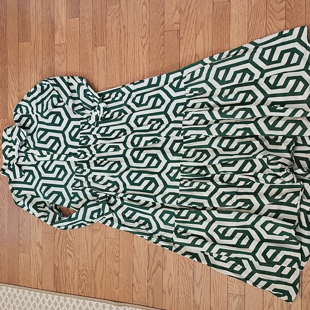 SALE! Zara The Karen Tiered Popover Dress In Geometric Print - Picture 2 of 9